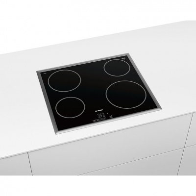 Электрическая панель Bosch PKE645B17